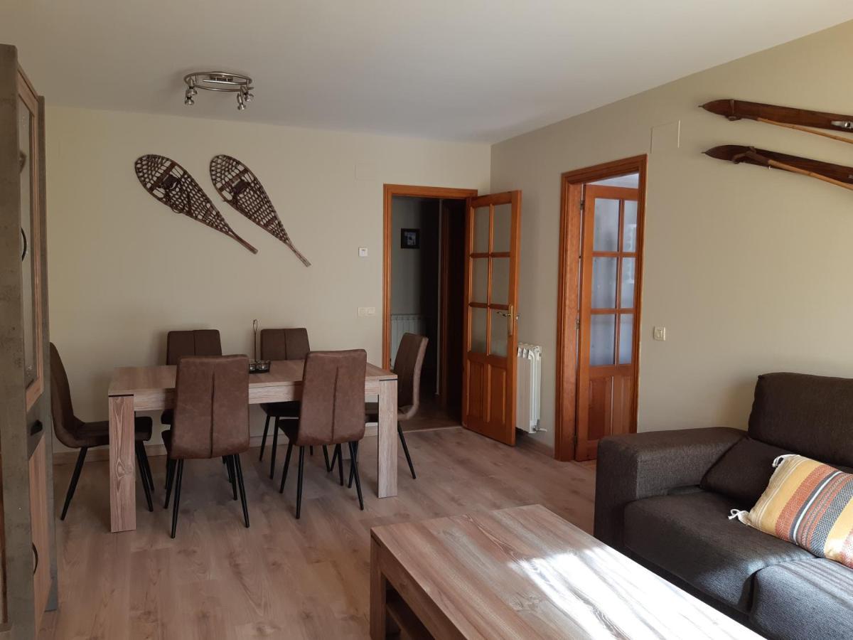 Apartamento Familiar Con Vistas Y Garage La Portiecha Lejlighed Sallent de Gállego Eksteriør billede