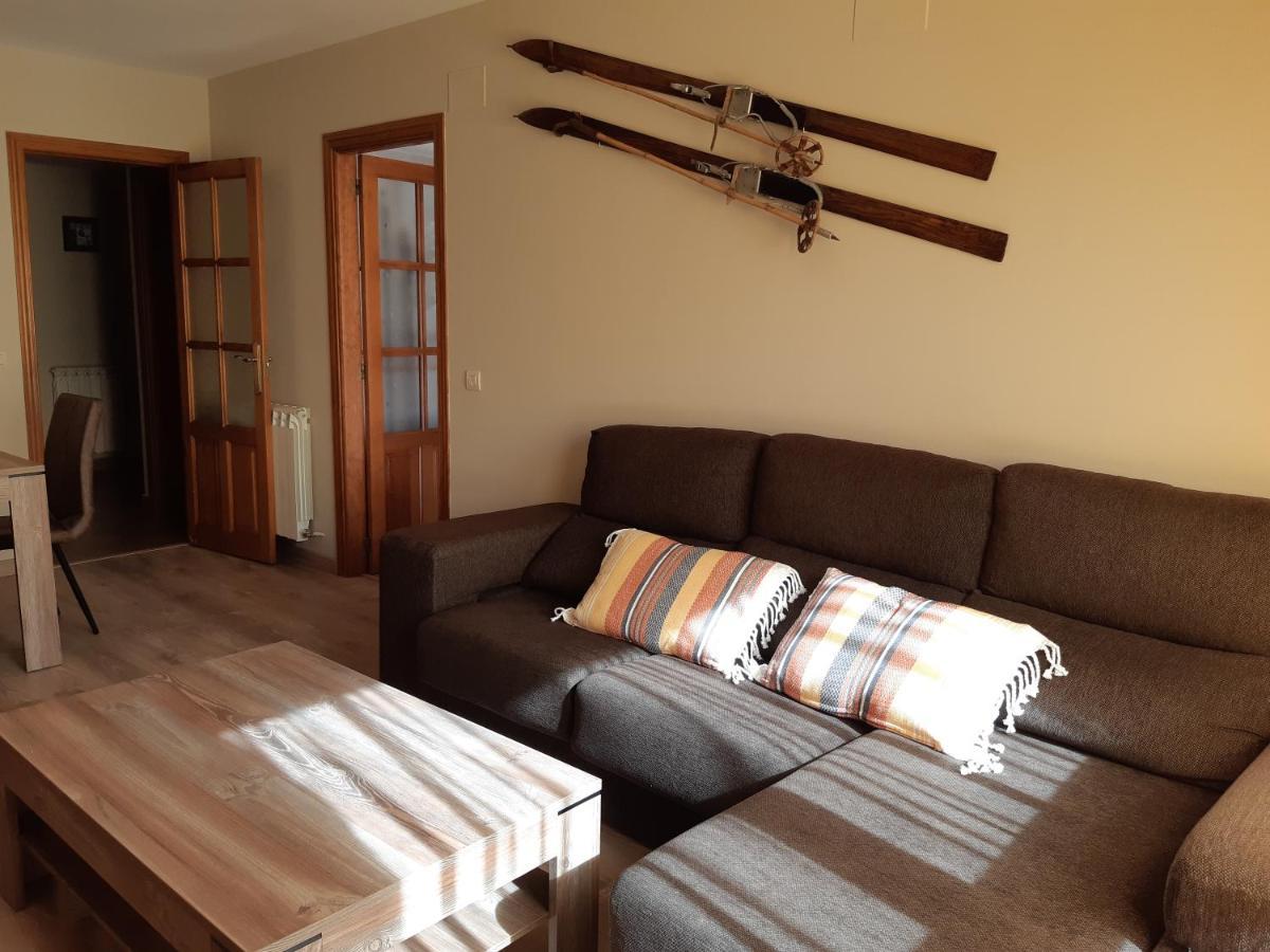 Apartamento Familiar Con Vistas Y Garage La Portiecha Lejlighed Sallent de Gállego Eksteriør billede